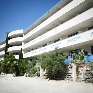 Le Saint Estève Aparthotel